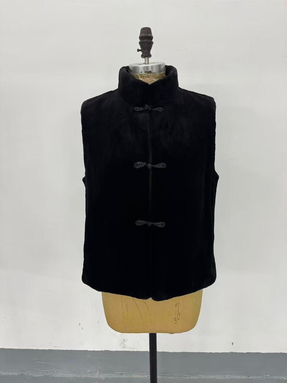 BLACK SHEARED MINK VEST