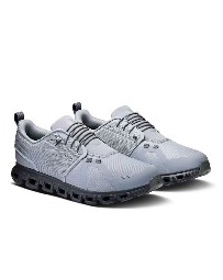 ON RUNNING SNEAKERS