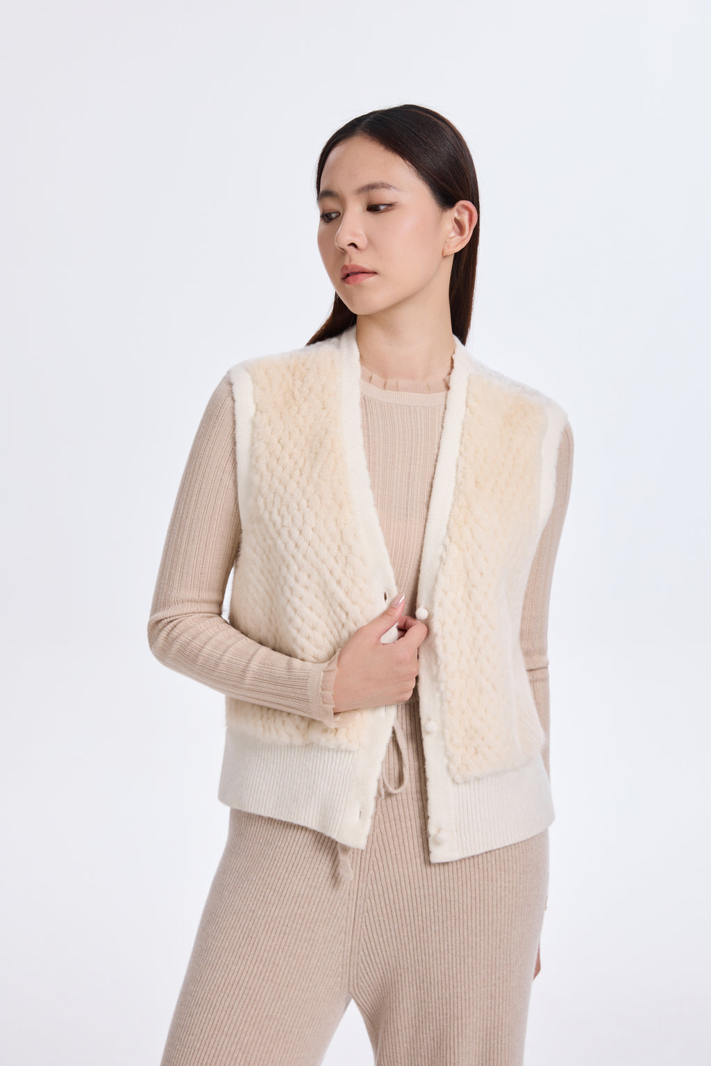 BEIGE MINK /KNIT VEST
