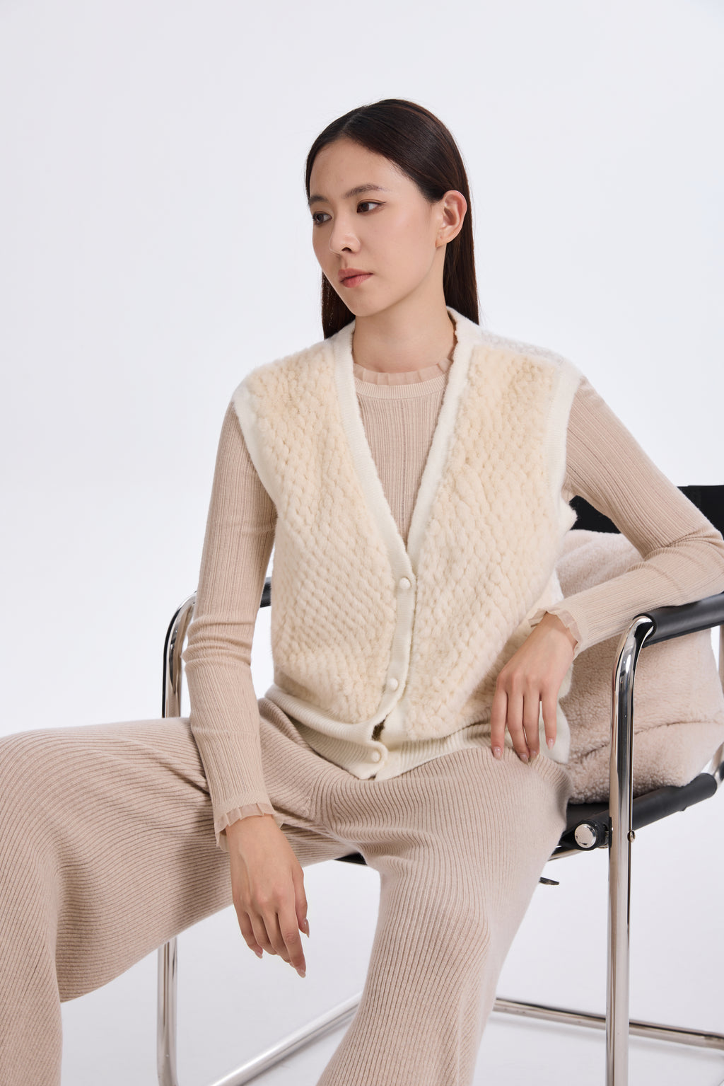 BEIGE MINK /KNIT VEST