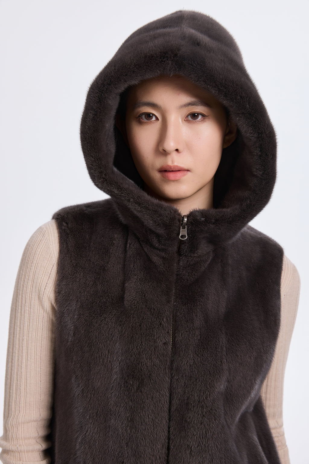 SMOKE PEARL MINK VEST REV. TO TAFFETA