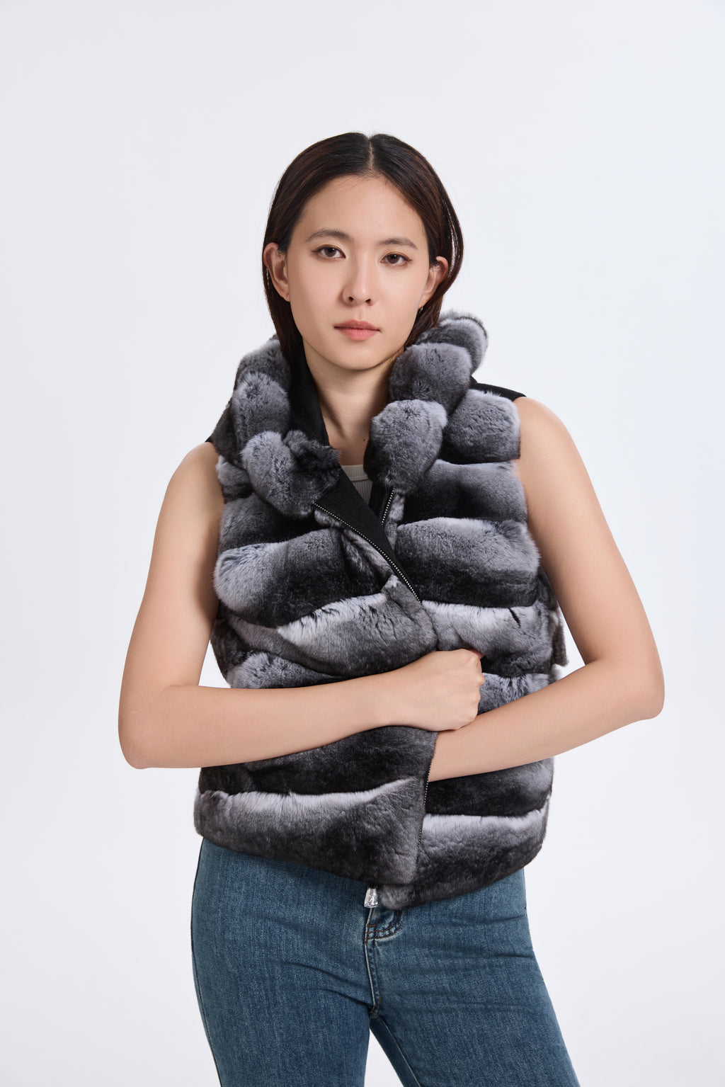 CHINCHILLA VEST WITH HOOD RUFF