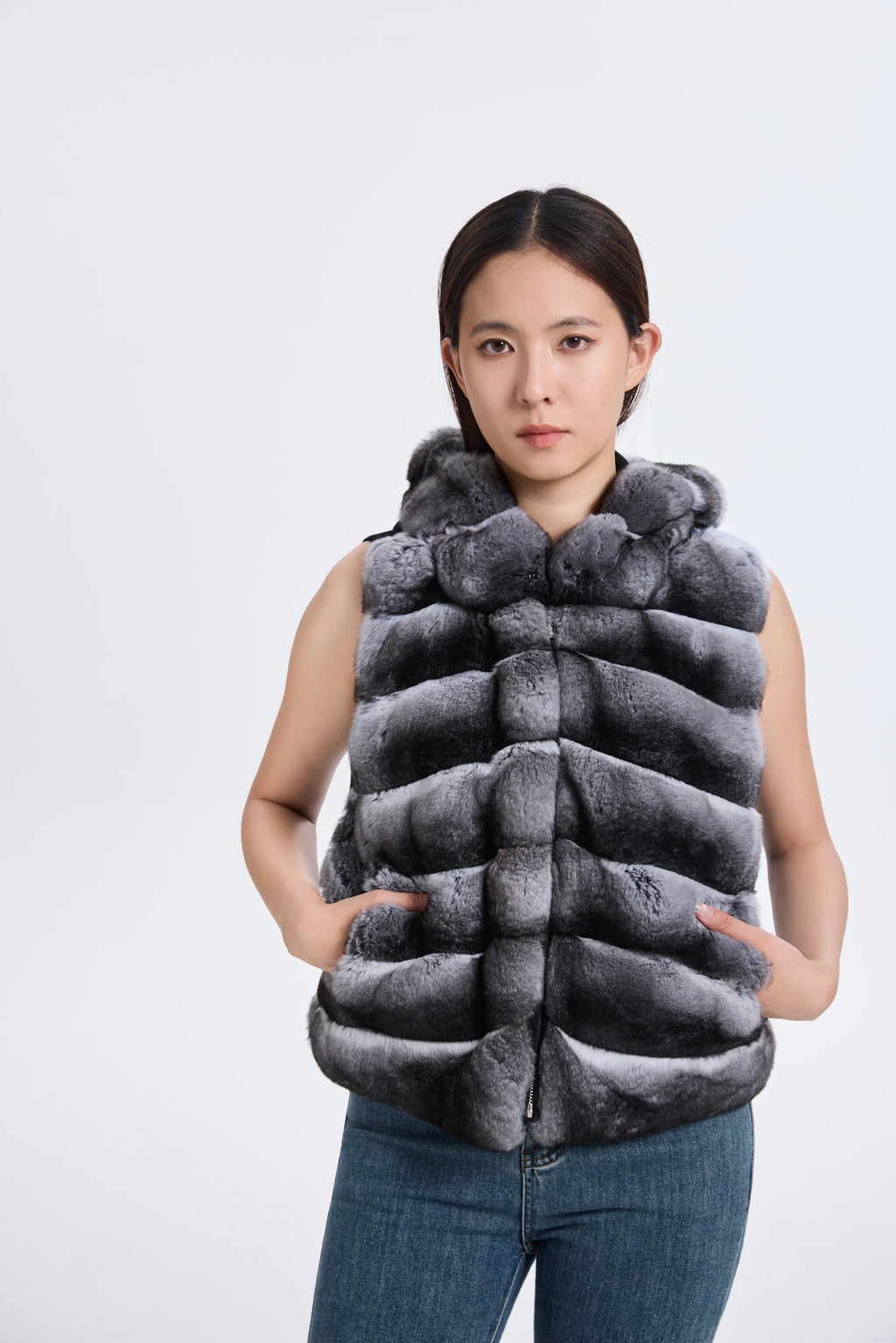 CHINCHILLA VEST WITH HOOD RUFF