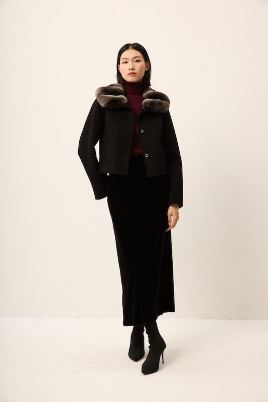 BLACK CASHMERE JACKET WITH CHINCHILLA COLLAR