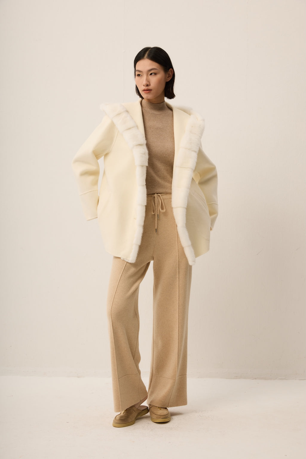 WHITE CASHMERE JACKET WITH MINK TRIMMING