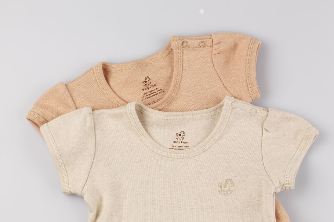 100% Organic Cotton Short Sleeve Bodysuit